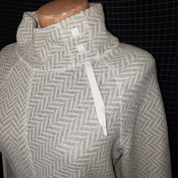 Prana Bow Neck Sweater Pullover - Picture 4 of 7